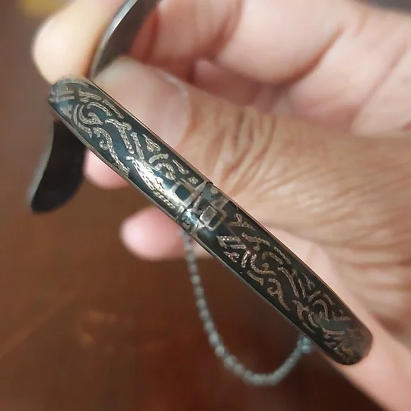 Vintage 925 Siam Sterling Niello Hindu Goddess Bypass Hinged Bangle Bracelet - Picture 8 of 8